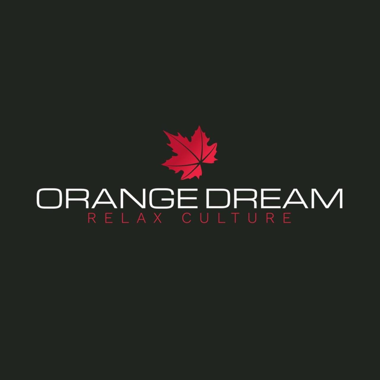 Готель Orange Dream Поліньяно-а-Маре Екстер'єр фото